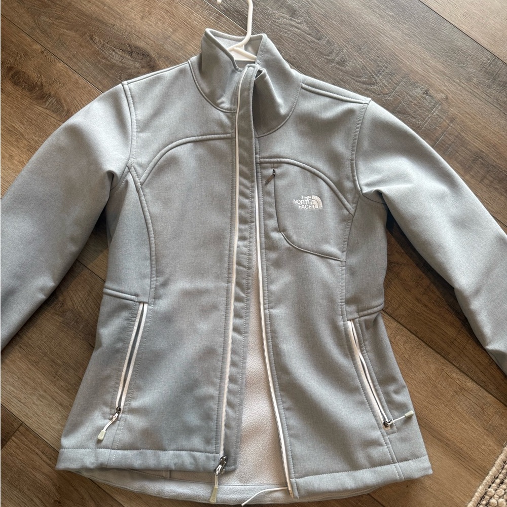 The North Face Light Gray Fleece Jacket with Logo Tag